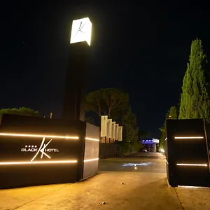 4* Отель Black